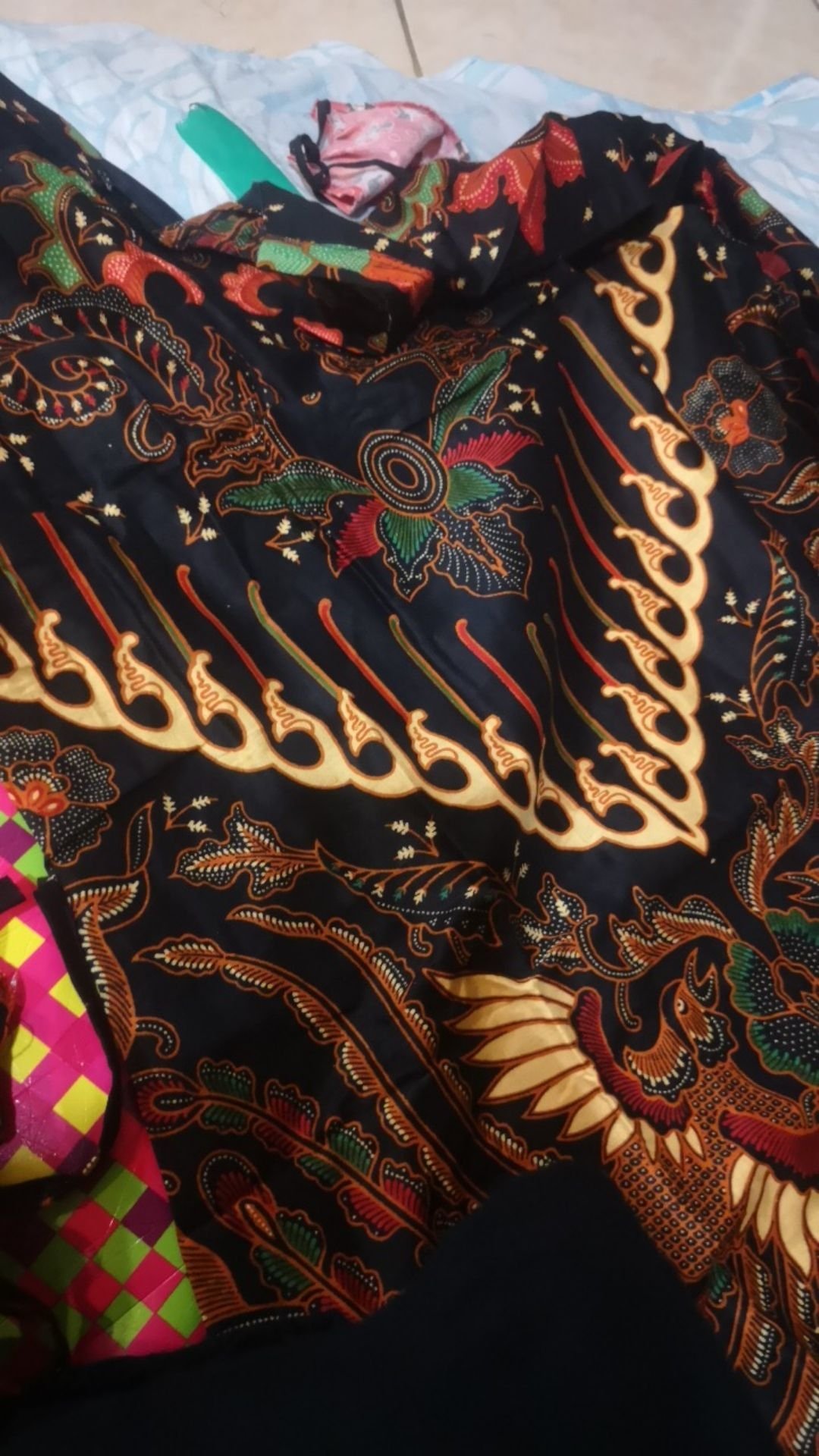 Batik Couple Keluarga Sania Ruffle Ori Ndoro Jowi Dnt Motif Kupu Sogan