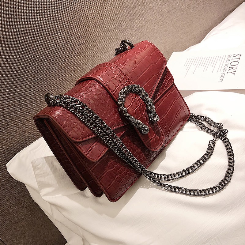 K8996 - BLACK/BROWN/RED/WHITE - TAS SLEMPANG TALI RANTAI IMPORT TAS WANITA FASHION IMPORT MODIS ELEGAN TERMURAH TERLARIS TERBARU BAGSTORE JAKARTA TAS BATAM JT0193 CR7005 VC86732 BQ2656 KPC8996 LT1104 ELJ5067