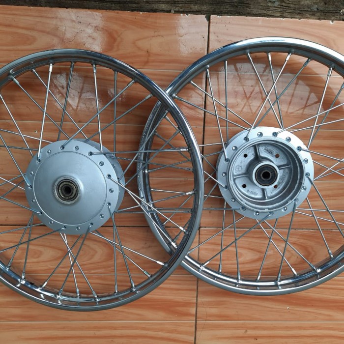 Velg pelek Astrea grand or legenda original