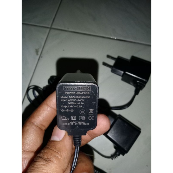 adaptor 9volt 0.5mA original totolink