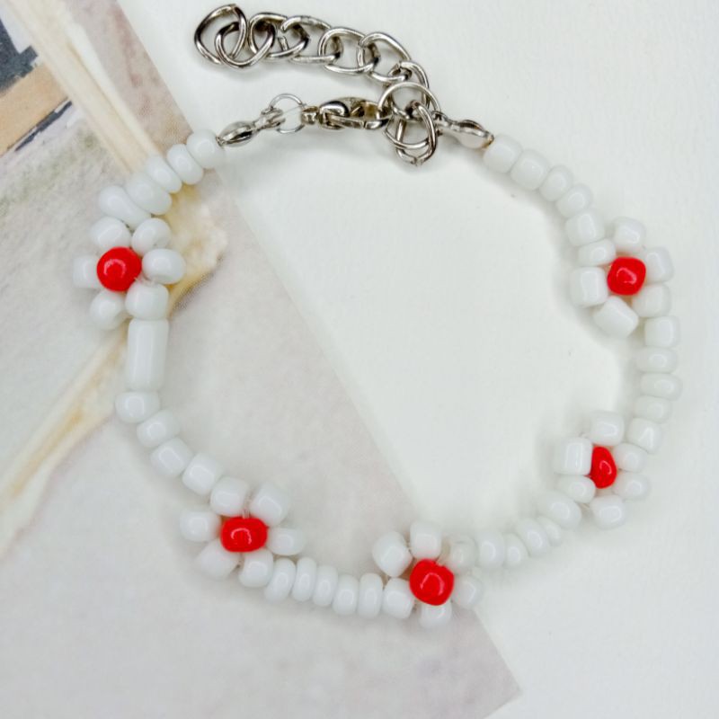 Momo Twice Bracelet//Gelang momo Twice