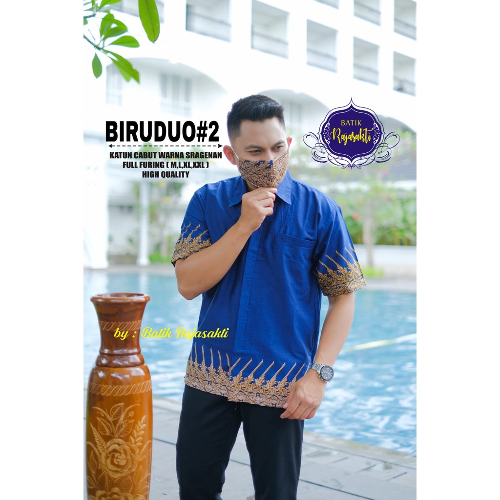 BIRU DUO 2 RAJASAKTI KEMEJA BATIK SOLO PRIA LENGAN PENDEK LAPIS FURING ATASAN BATIK PREMIUM MODERN KATUN HALUS BAHUWIRYA  BANAMITRA BANAMITRA PUTIH BANGSAWAN BAYU PUTRA BERLIAN BIRU BHARATAYUDA BIMASENA BIRENDRA BIRU INDAH BRAHMAKERTA BRAHMAKERTA MERAH