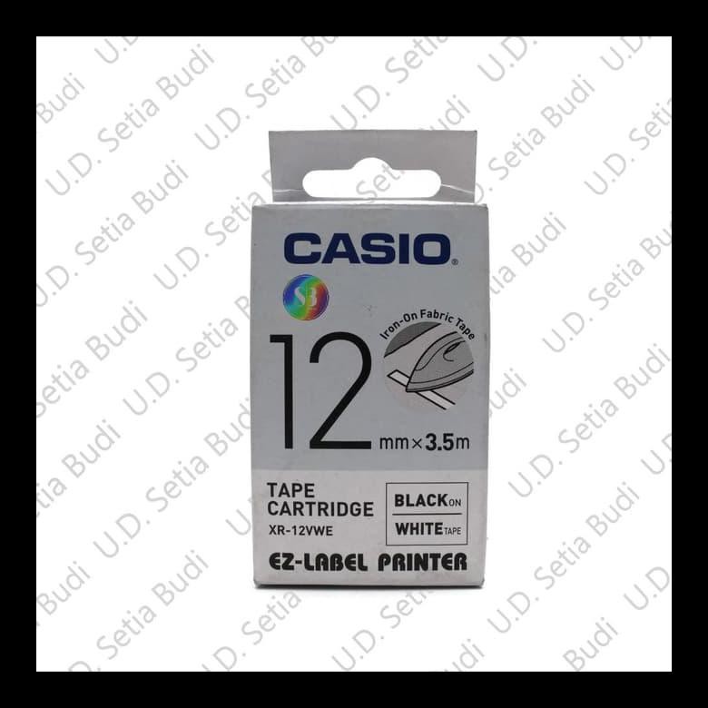 

DISKON CASIO LABEL XR-12VWE 12MM BLACK ON WHITE TAPE ASLI PAKET ALAT TULIS TERMURAH PING LENGKAP