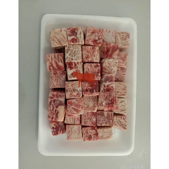 

Saikoro Beef Wagyu Cube 500Gr - Premium Muezhahalifah