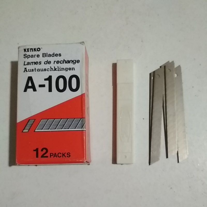 

Isi Cutter KENKO A-100 Original / Refill Mata Pisau ( 1 Tube isi 5 pcs )