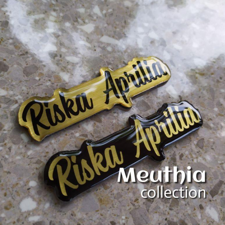 

Papan Nama Unik (KODE H2676)