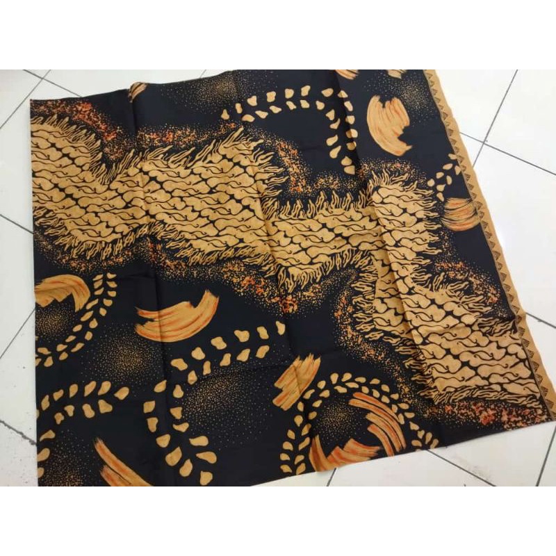 Kain batik Solo Grosir dasar hitam