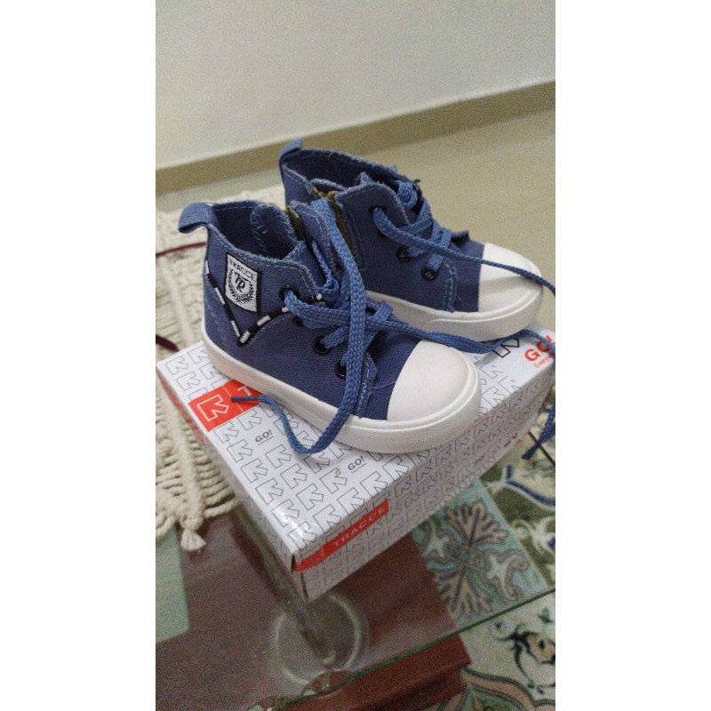 preloved sepatu anak tracce