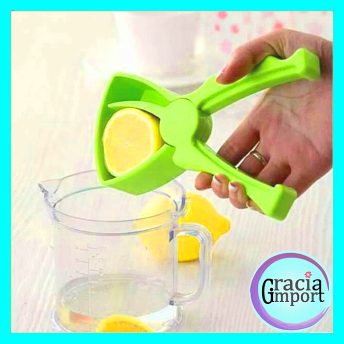 Gracia PEMERAS LEMON PLASTIK WARNA HIJAU PERASAN BUAH Gracia PEMERAS LEMON PLASTIK WARNA HIJAU PERASAN BUAH