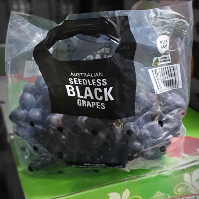 Australian Seedless Black Grapes