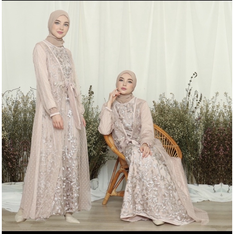 elyana dress by queens butik