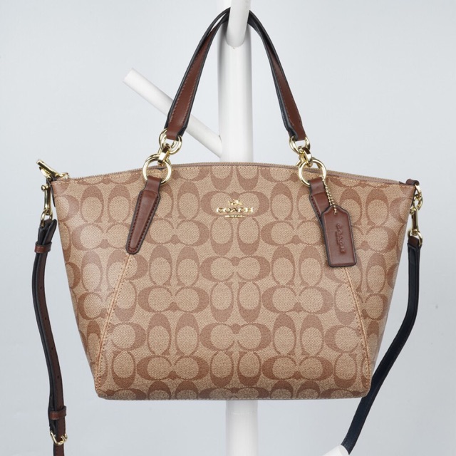 Coach Signature Kelsey