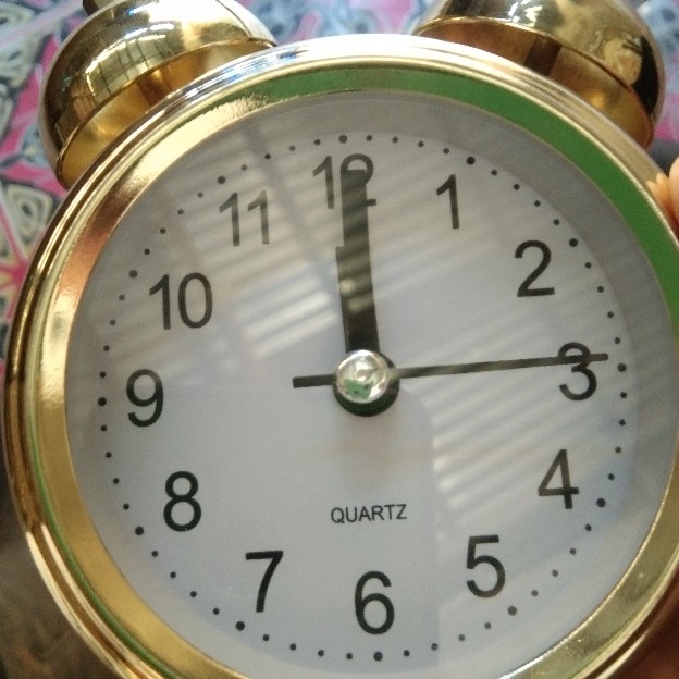 Jam Beker / Jam Meja 3301 Bagus Berkualitas