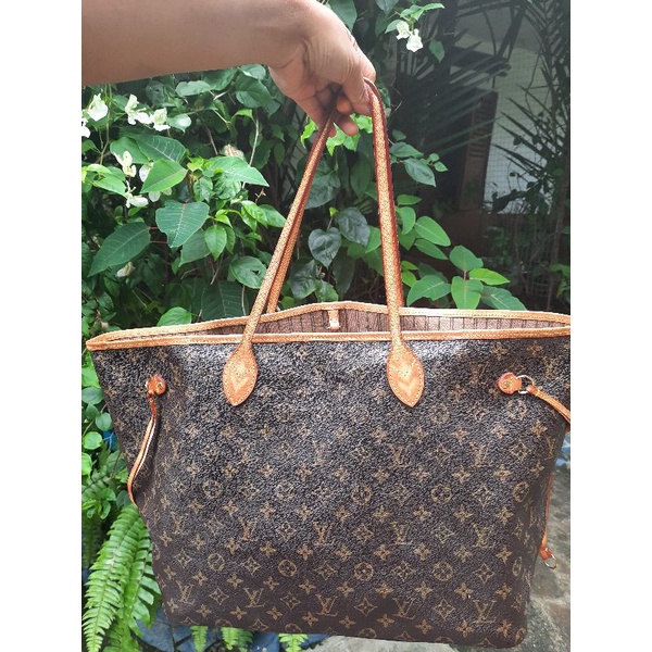 Lv tote bag