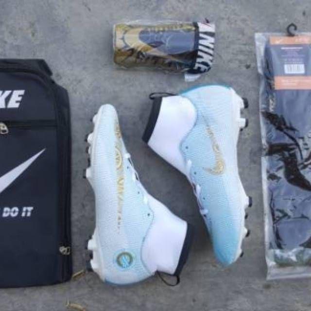 Bisa bayar di tempat cod ( PAKET KOMPLIT  ) SEPATU BOLA  nike cr7 booth superfly-1 biru  putih cr7