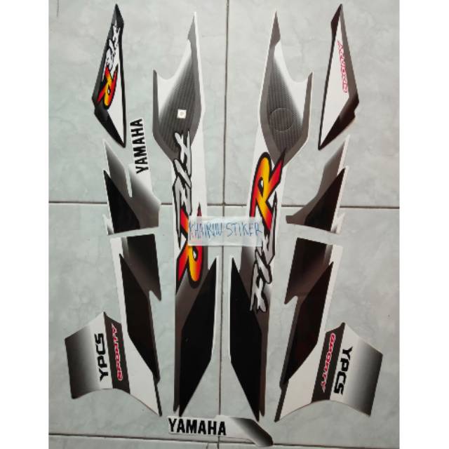 Striping fiz r 2001 hitam sporty