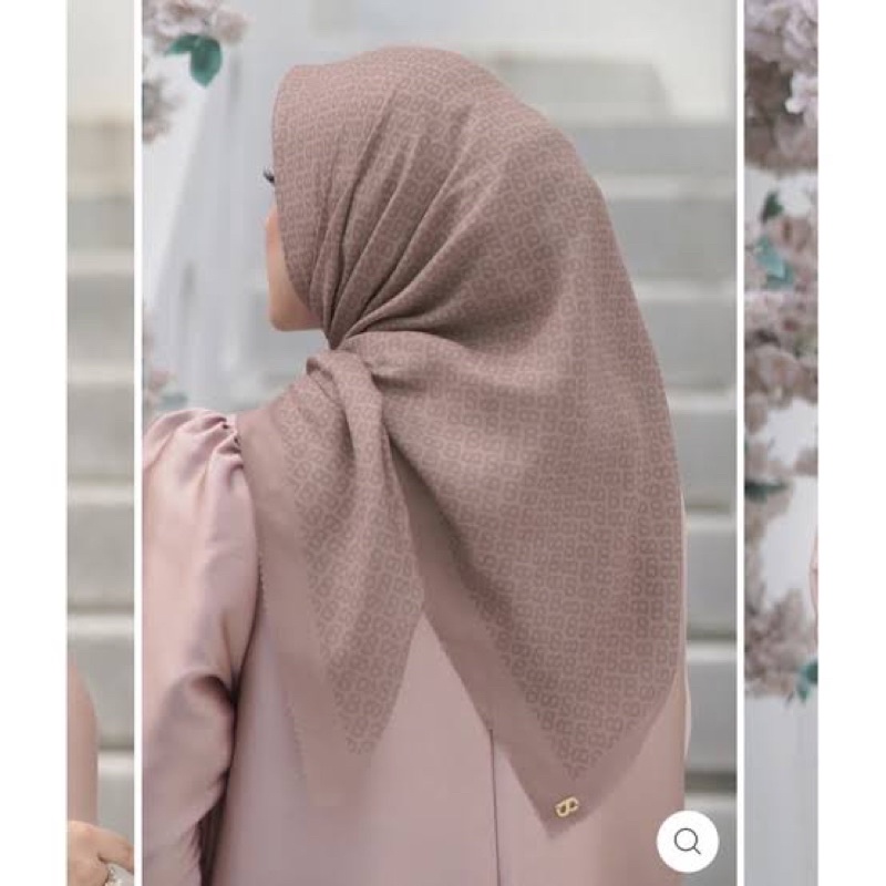 Buttonscarves tapis - lotus