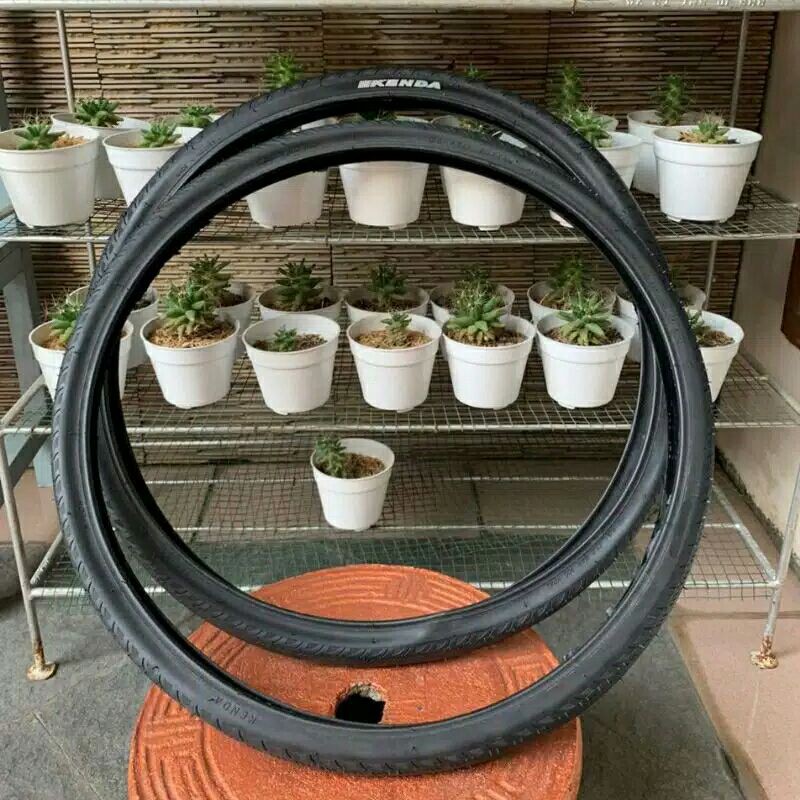 Ban Luar Kenda 20x1 1/8 20 x 1 1/8 - 451