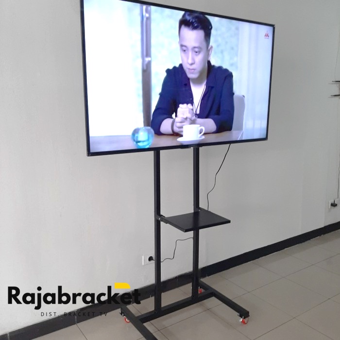 Bracket Braket TV Standing Roda 24 32 40 42 43 49 50 55 60 65 inch, Braket TV Standing Dorong Roda 24-65 inch