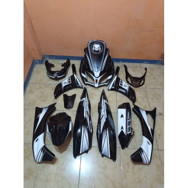 PAKET FULL BODY ALL NEW DAN OLD YAMAHA LEXI/LEXY PREDATOR HITAM PUTIH GLOSSY