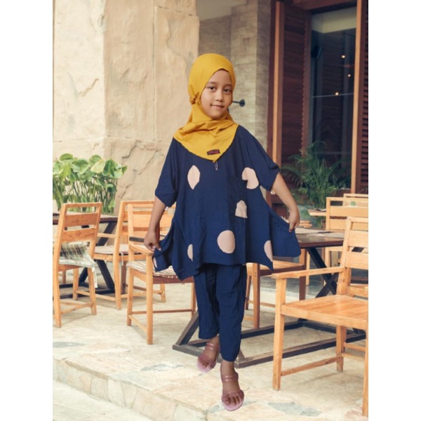 SETELAN WAKA WAKA ANAK POLKA