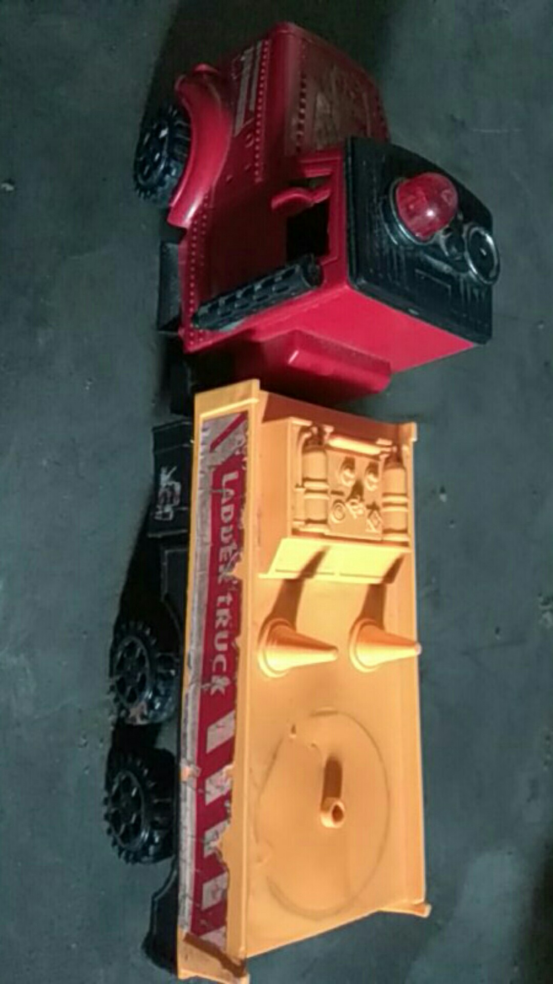 Tekiro Gergaji Besi 12