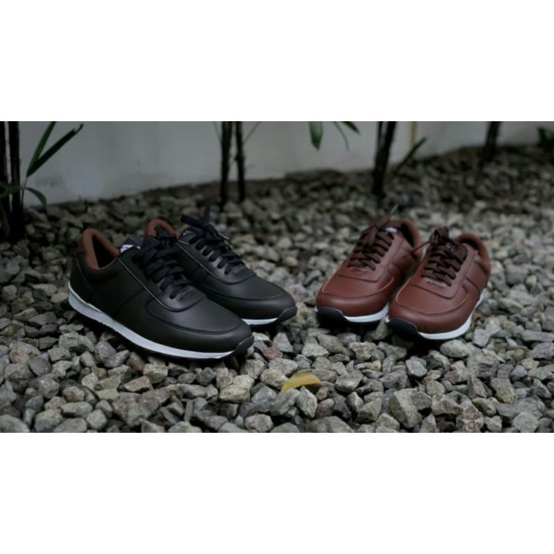 FREY |WOLF x HEROES| Sepatu Putih Casual Sneakers Kasual Polos Ori Hitam Coklat Putih