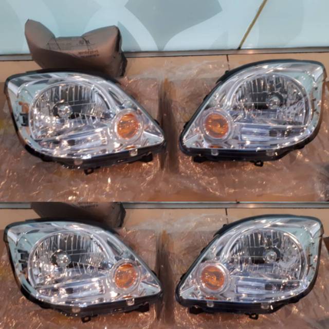 Headlamp Lampu Depan Asli Mitsubishi Kuda 2005