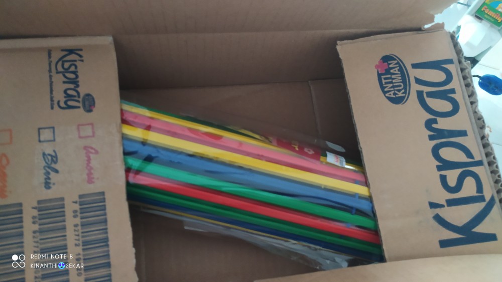 Folding Hanger  20 Stick Dan 24 Stick