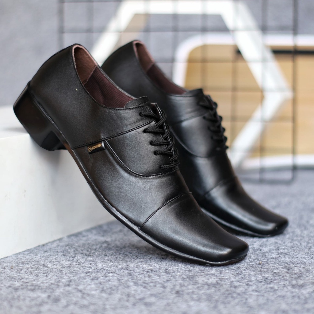 MOLK|Sepatu Formal Pantofel Pria Hitam Kulit Asli Kerja Kantoran Original