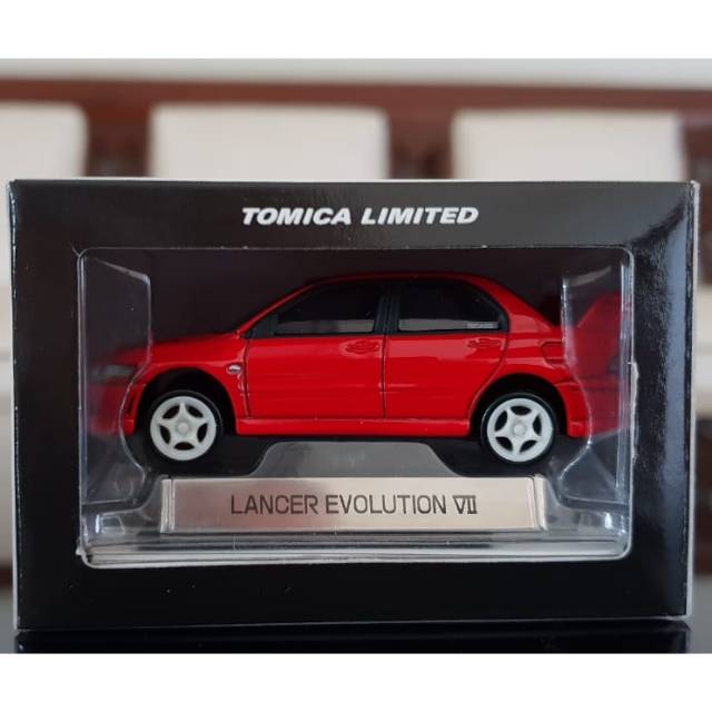 Tomica limited series s. Lancer evolution VII
