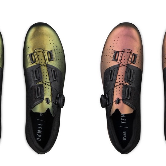 Sepatu Sepeda - FIZIK SHOES TEMPO OVERCURE R4 IRIDESCENT