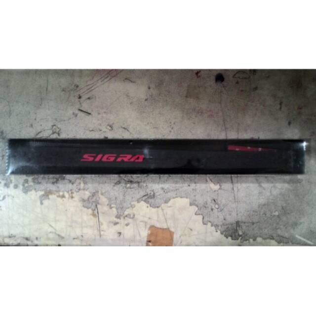 Sillplate Belakang Sigra/Sill Plate Belakang Sigra Karet