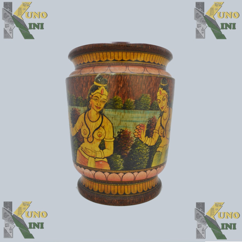 BARANG ANTIK GUCI KAYU