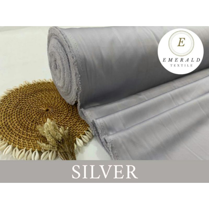 ( BUKAN HIJAB ) SETENGAH METER Kain Satin Velvet Roberto Cavalli Silk Premium - Silver ( HARGA PER 50cm KAIN )