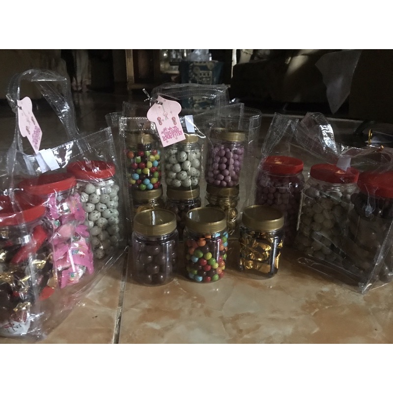 

PARSEL HAMPERS CHOCO BALL COKLAT