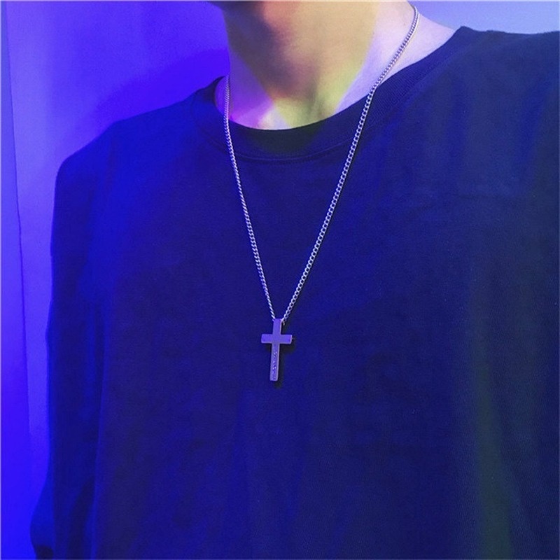 European and American popular ghost hand ring necklace soil cool bungee cross pendant hip hop multi-layered accessories for men and women  210818