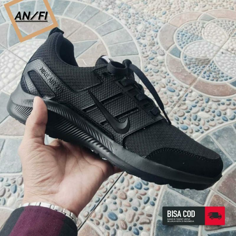 Sepatu Nike Hitam Polos Full Black Sekolah Olahraga Sneakers Sport
