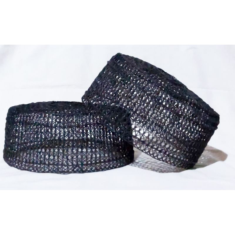 peci rotan asli kalimantan