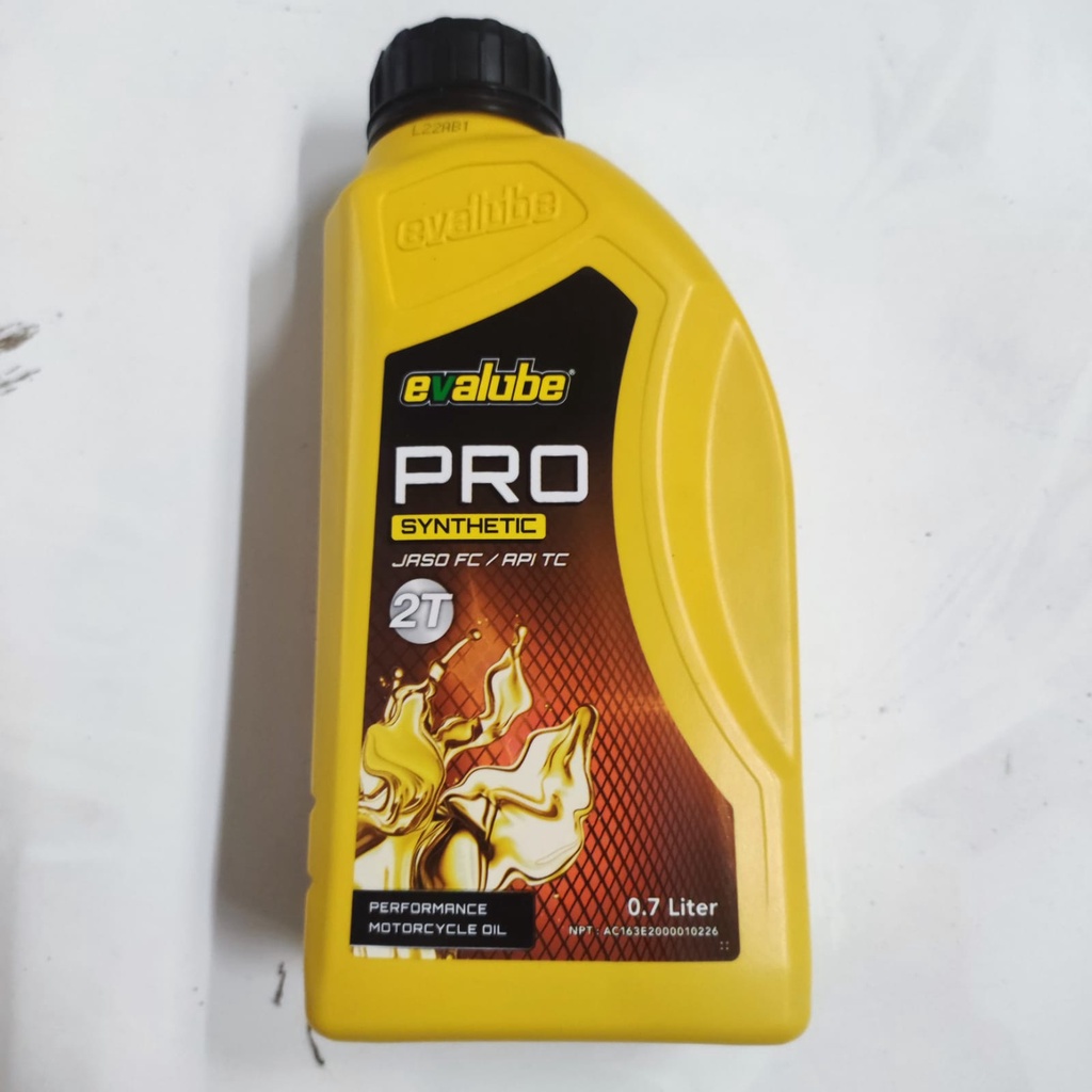 Oli samping 2 tak EVALUBE PRO SYNTHETIC 2T 0.7L (700 ml)