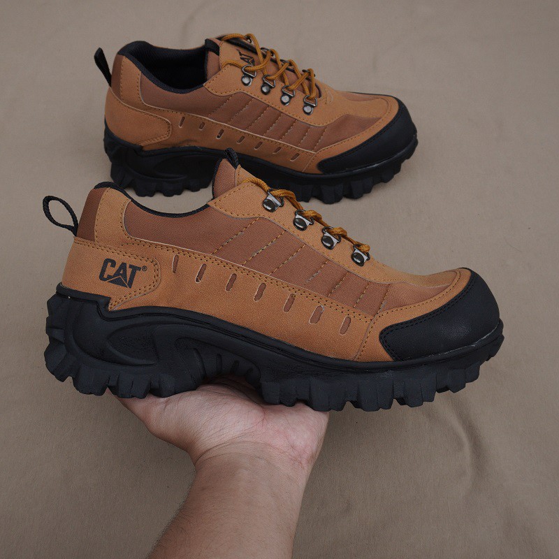 SEPATU PRIA BOOTS SAFETY LOW PENDEK KERJA PROYEK GUNUNG HIKING CATERPILLAR ORIGINAL KUALITAS