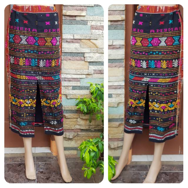 Rok Tenun Ulos Batak