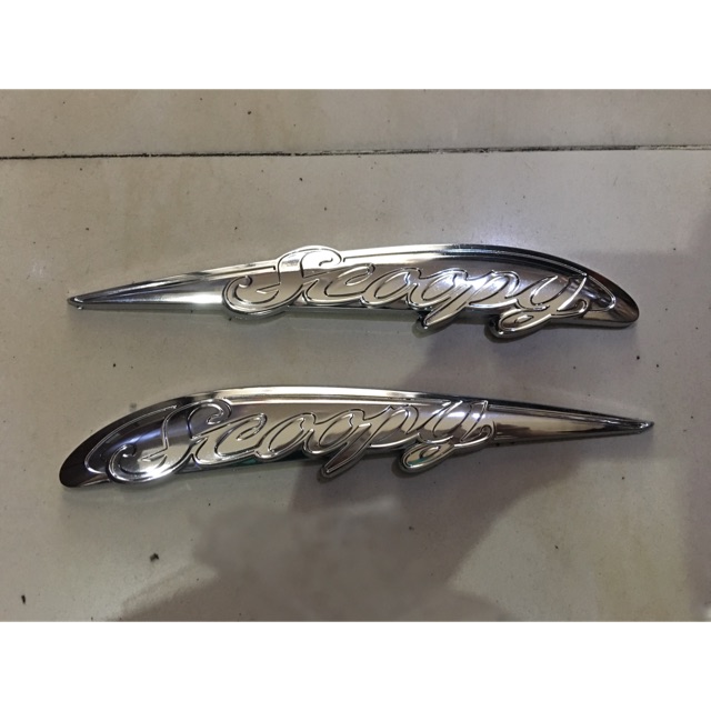 Emblem logo Body Scoopy Karbu