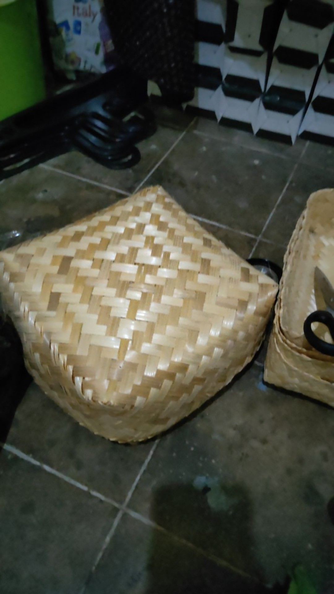 Besek Natural/ Blicing 15x15x7cm  Besek Anyaman Bambu Murah Besek Makanan Besek Bakul