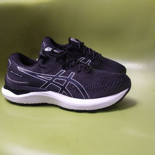 asics training shoe
