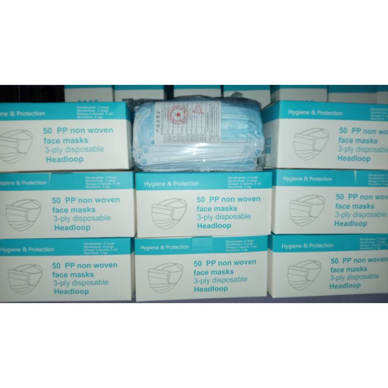 Masker Medicare 3Ply HIJAB Masker 3Ply Headloop 1 Box Isi 50 Pcs hitam /biru