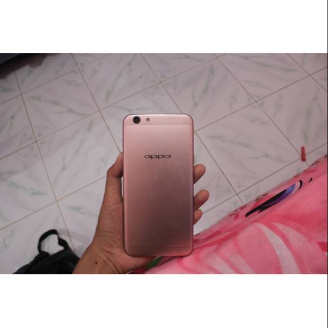 Oppo F1s  Ram 3/32gb