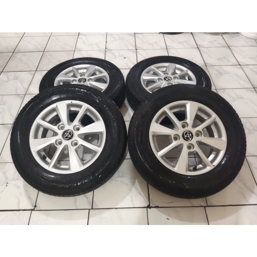 Velg Second Copotan Mobil AVANZA Ring 14X5 Lubang 4X114,3 ET45 plus BAN 185 70 R14