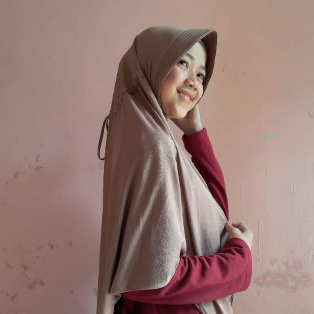 Bergo serut belakang warna mocca