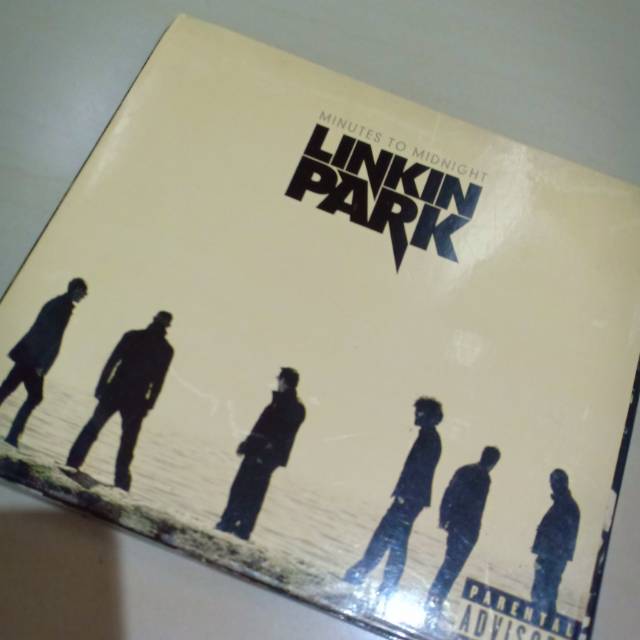 CD album Linkin Park : Minutes to midnight